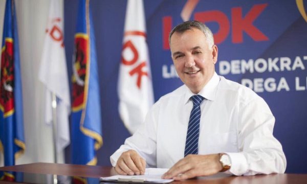 Imri Ahmeti ndez skenën politike: Kandidatura e tij, sinjal për një fitore të madhe të LDK-së