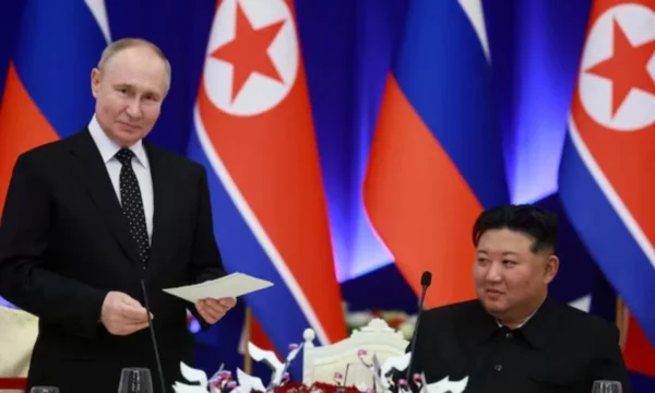 Koreja e Veriut ratifikon marrëveshjen me Rusinë, Kim Jong Un dhe Putin do ndihmojnë njeri-tjetrin me ushtarë