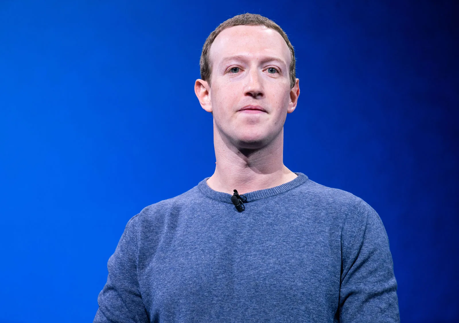 Zuckerberg paralajmëron fundin e telefonave smart dhe zëvendësimin me një pajisje tjetër