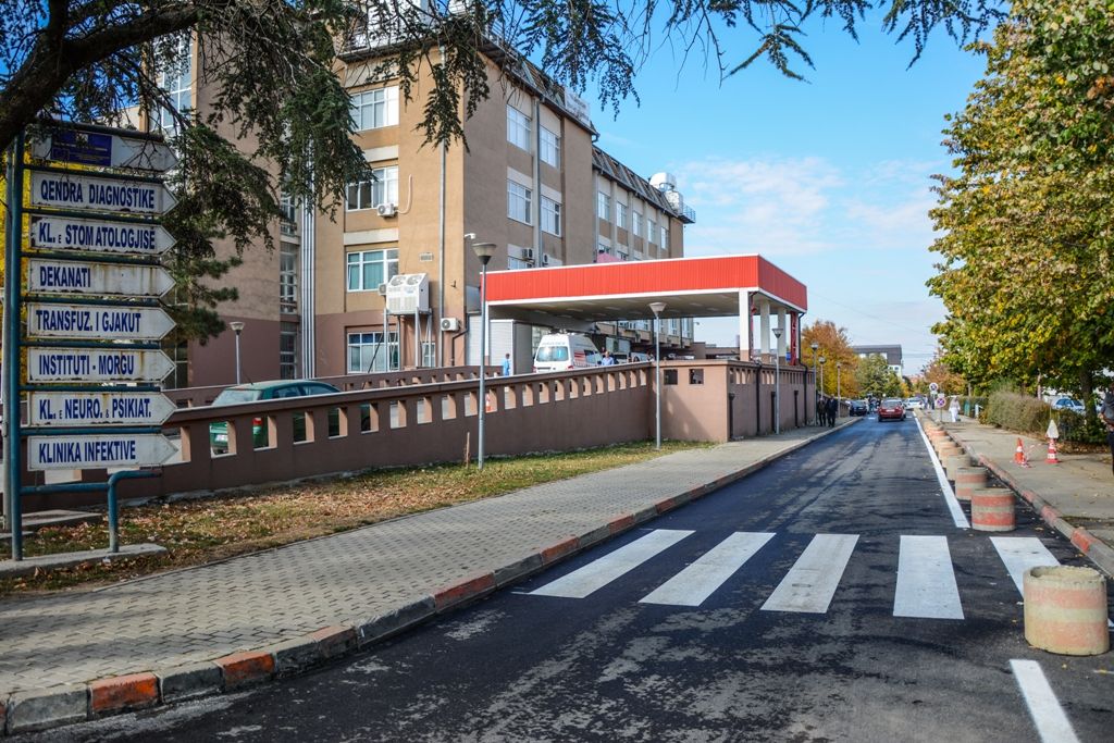 Kishte kërcyer nga ndërtesa në Prishtinë për t’i ikur policisë, Bilall Kqiku ndërron jetë në QKUK