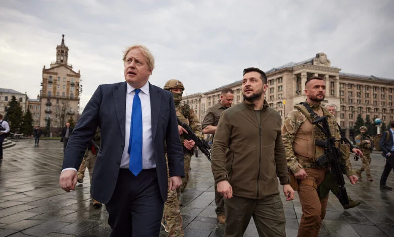 Johnson paralajmëron dërgimin e trupave britanike në Ukrainë nëse e humb mbështetjen e SHBA-së