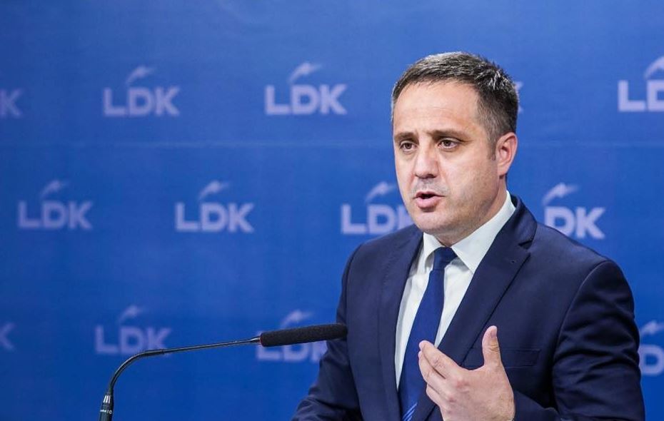 Selmanaj: Kosova 500 ditë nën sanksione, ky është Kurti dhe qeverisja LVV-GUXO