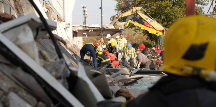 Rritet bilanci i viktimave në Novi Sad pas shembjes së një strehe prej betoni