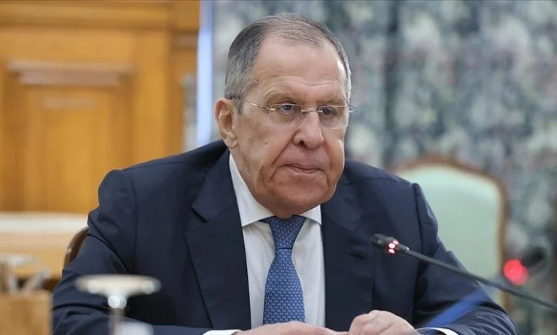 Lavrov: Rusia nuk i refuzon kontaktet me SHBA-në