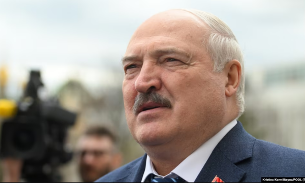 Lukashenko kërcënon me ndalje të internetit në rast të protestave gjatë zgjedhjeve