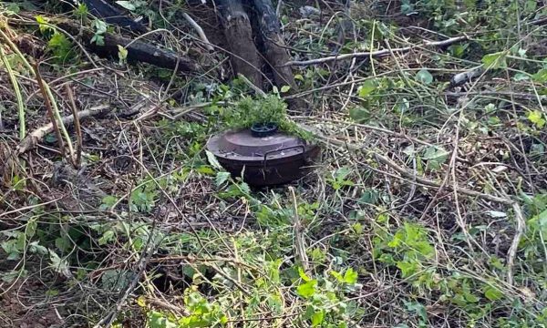 Graçanicë, gjen mjet të pashpërthyer në oborrin e fabrikës së tij