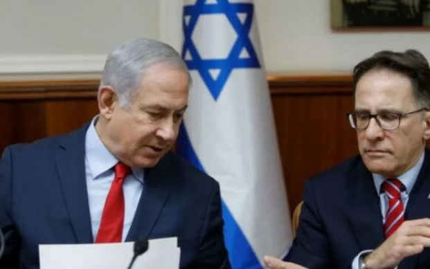 Ndihmësi i Netanyahut hetohet për ndryshime në dokumentet e rëndësishme për sulmin e Hamasit