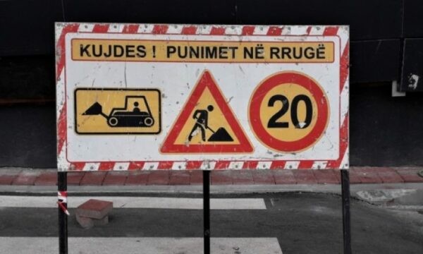 Mungesa e sinjalizimit paraqet rrezikshmëri të lartë në trafik