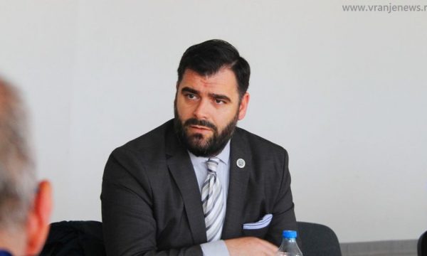 Ragmi Mustafa: Gjykata e Serbisë në vijë me Vulinin, promovon përçarje e urrejtje kundër shqiptarëve