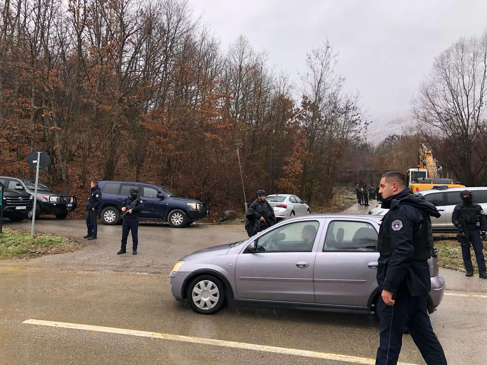 Aktualisht prezencë e shtuar e policisë në Zubin Potok pas sulmit të mbrëmshëm në kanalin e Ujmanit