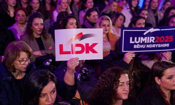 LDK: 150 euro koeficient që nga java e parë e qeverisjes, e jo lëmoshë për blerjen e votave