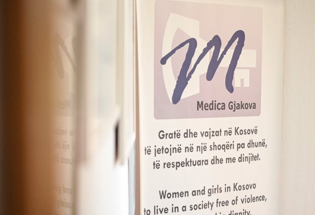 Nis Iniciativa për Mbështetjen e të Mbijetuarve të Dhunës Seksuale gjatë Konfliktit në Kosovë, e Implementuar nga Medica Gjakova dhe IHDNJ