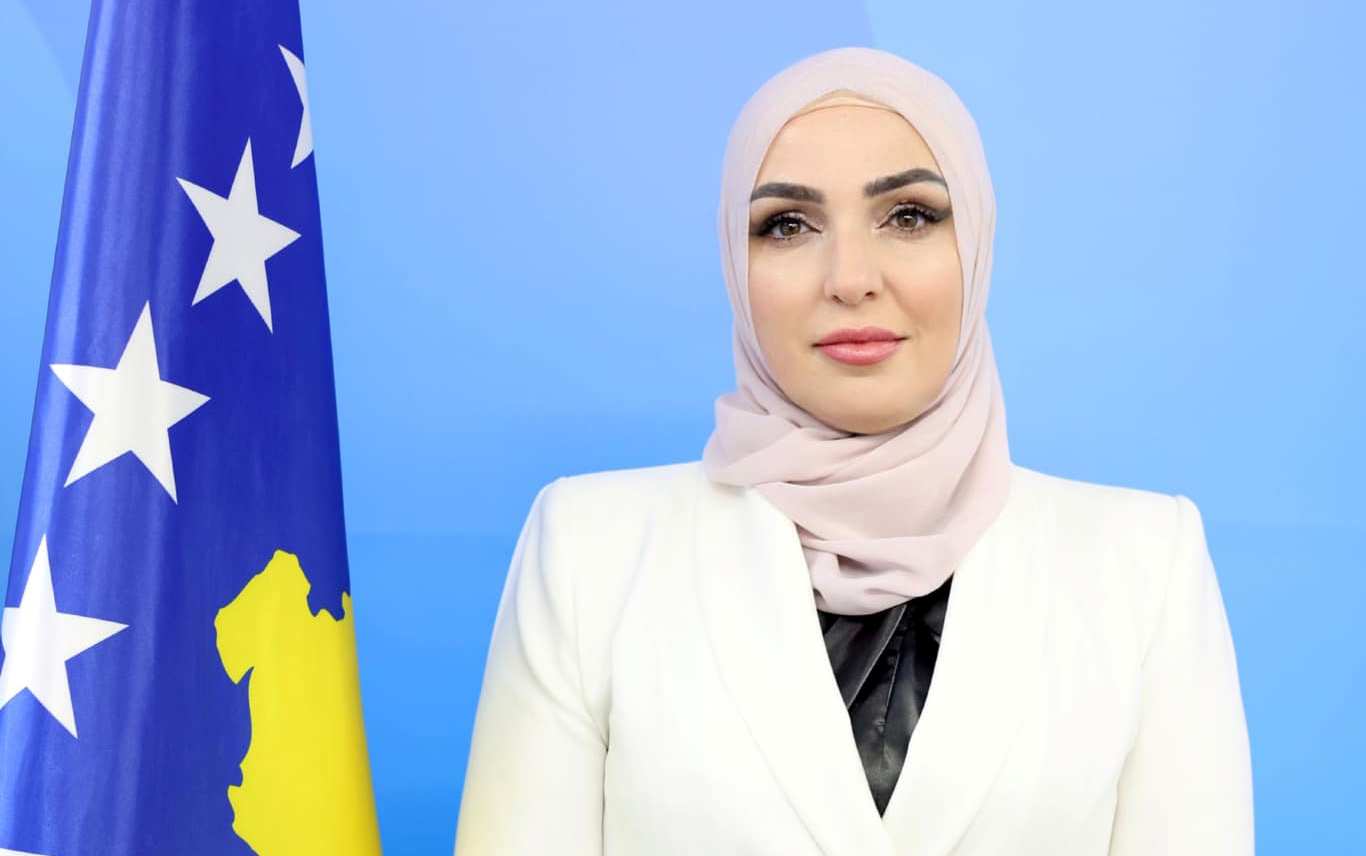  Ismaili: Katër vitet e qeverisjes së Ramës janë Prishtina PËRTEPOSHTË dhe jo PrishtinaPërtej