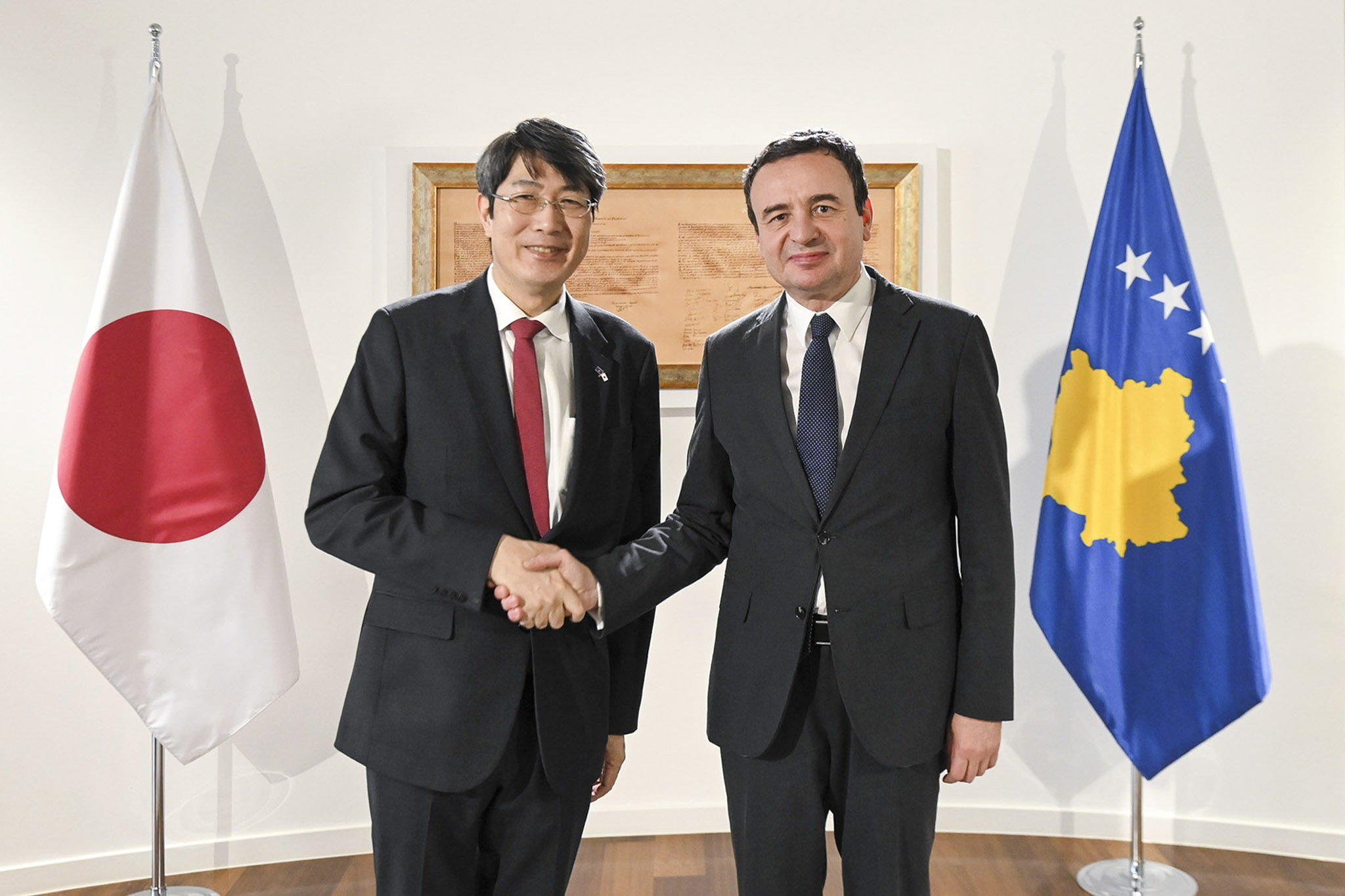 Kurti mirëpriti ambasadorin e ri të Japonisë në Kosovë, Kiminori Iwama