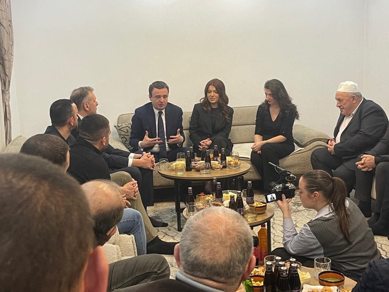 Kurti e Bajqinovci vizitojnë “Kodrën e Trimave”: Lëvizja po rritet