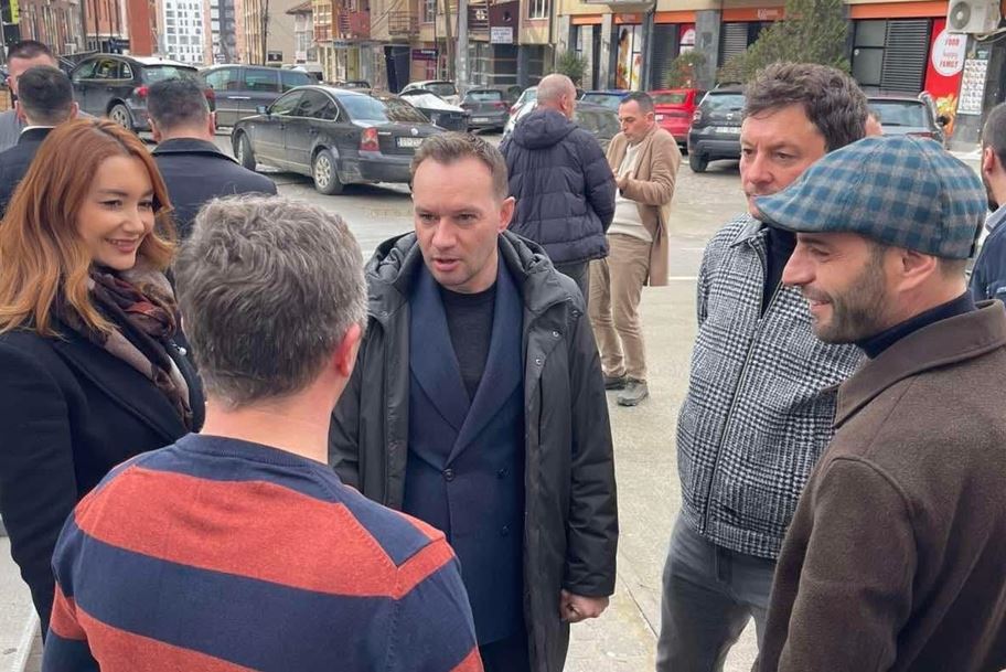 Zogaj: Vazhdon takimet në çdo lagje të Prishtinës- Lagja e Spitalit