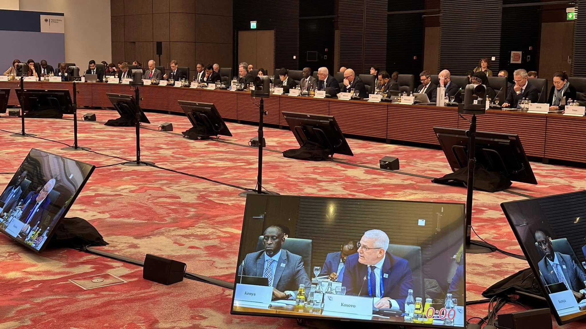 Sveçla në Munih përmend financimin nga Serbia të grupeve dhe individëve për kryerjen e akteve terroriste
