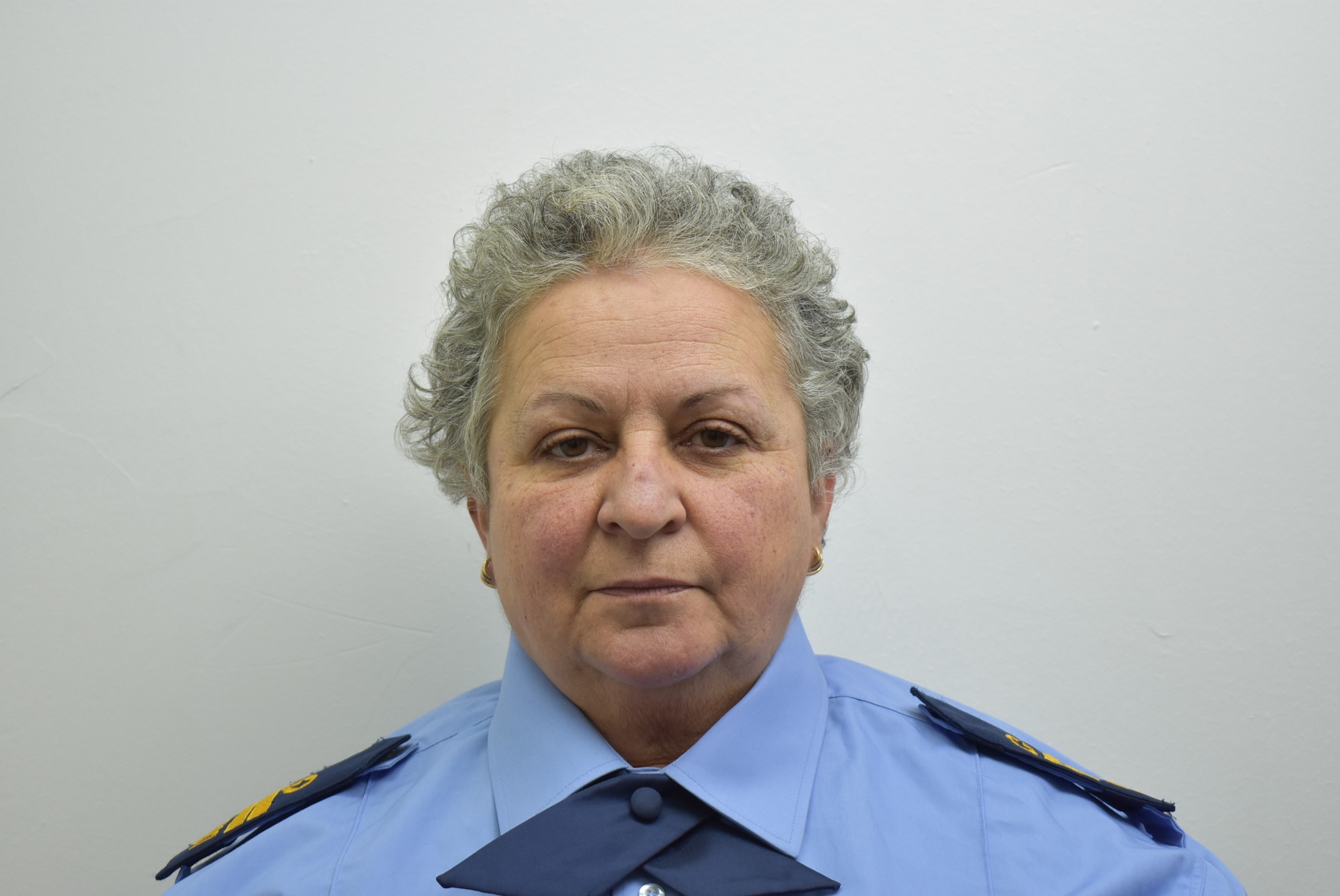 Ndërron jetë një zyrtare policore