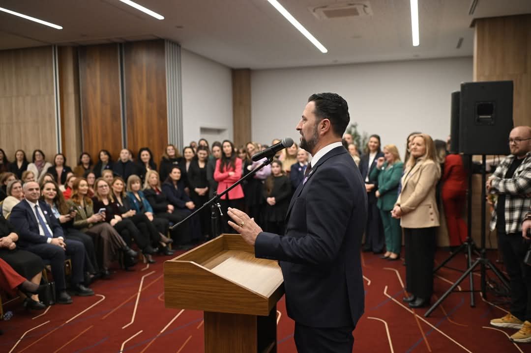 Mulaj i LDK’së i drejtohet punonjësve të administratës publike: Me Abdixhikun kryeministër, do të respektohet çdo nëpunës civil