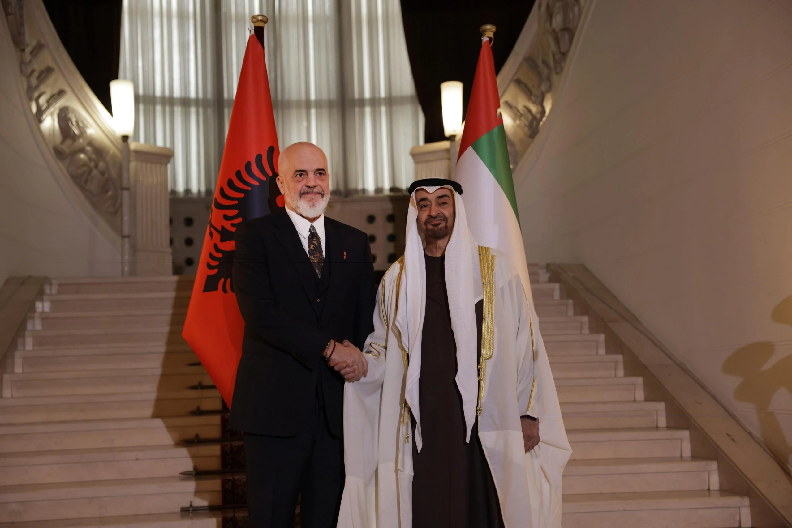 Nënshkruhen marrëveshjet mes Shqipërisë dhe Emirateve të Bashkuara Arabe