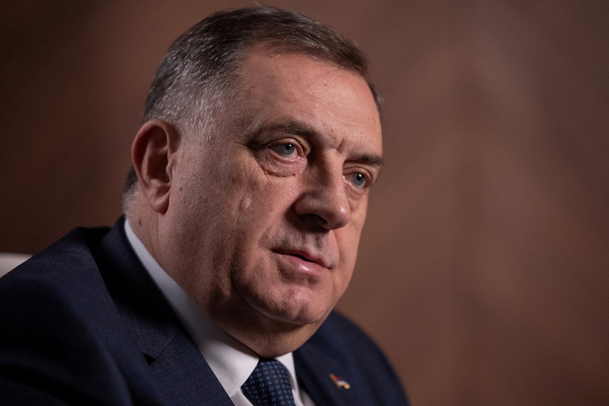 Milorad Dodik dënohet me një vit burg dhe ndalim i ushtrimit të detyrës së presidentit për gjashtë vite