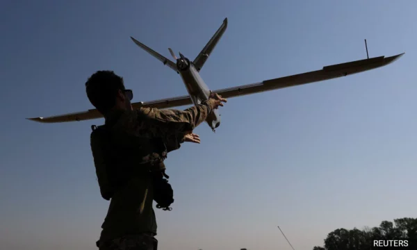 Dronët ukrainas goditën tubat e naftës ruse, bazat ajrore dhe fabrikat e helikopterëve në Rusi