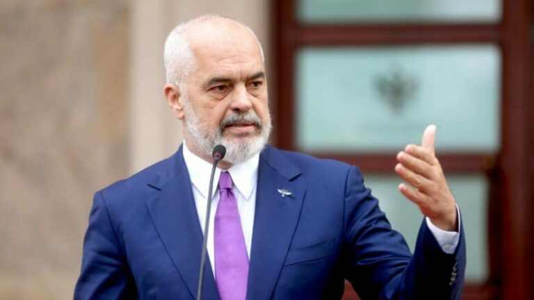 Rama ndan pamjet: Mbi 20 mijë metër katrorë u rikthehen qytetarëve vetëm në Tiranë