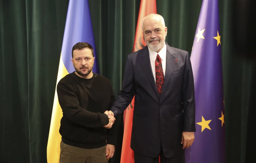 Edi Rama bisedë telefonike me Volodymyr Zelenskyn, zbardhen diskutimet