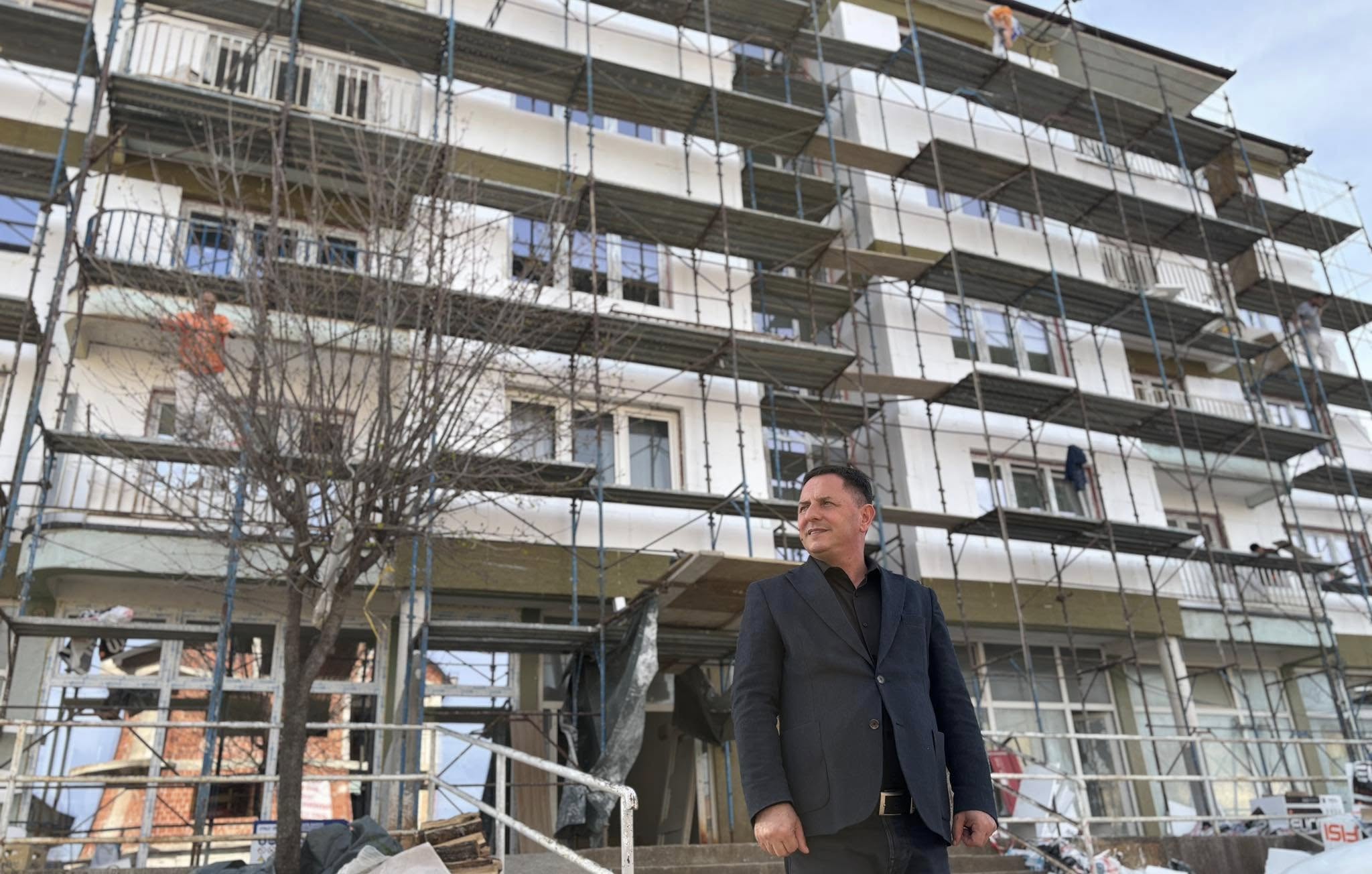 Kastrati: Puna në renovim të objektit të banimit social në Malishevë po ecën për së mbari