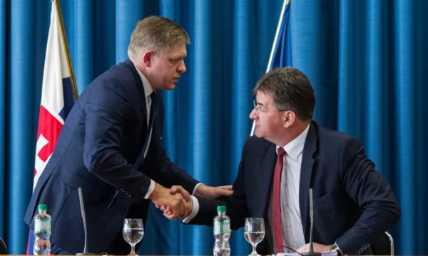 Lajçak bëhet këshilltar i kryeministrit sllovak Fico, do të merret me rajonin, Kosovën e Serbinë