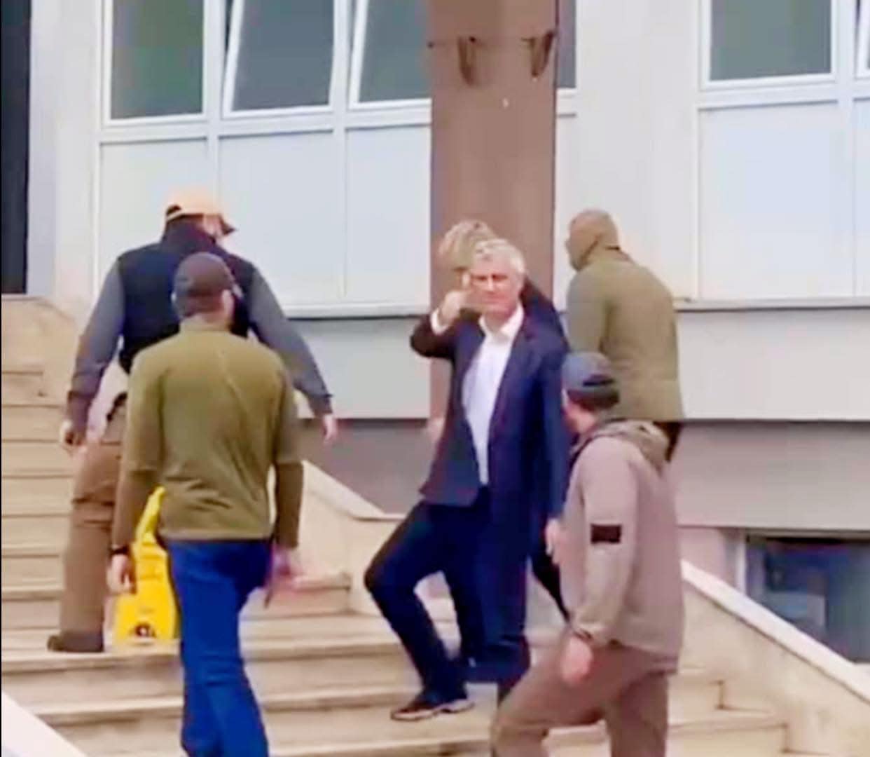 Thaçi në Kosovë, reagon Çitaku: Dielli do të lind përsëri, President