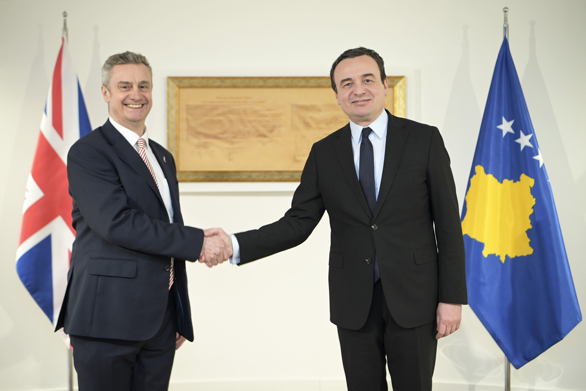 Një ditë pas certifikimit të rezultateve, Hargreaves në zyrë te Kurti, ZKM: U diskutuan edhe hapat për formimin e qeverisë