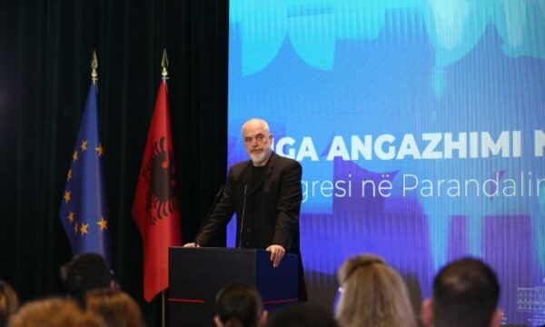 Rama: Shqipëria ka fituar betejën kundër korrupsionit, por drejtësia zhvillon intervista si në epokën e gurit