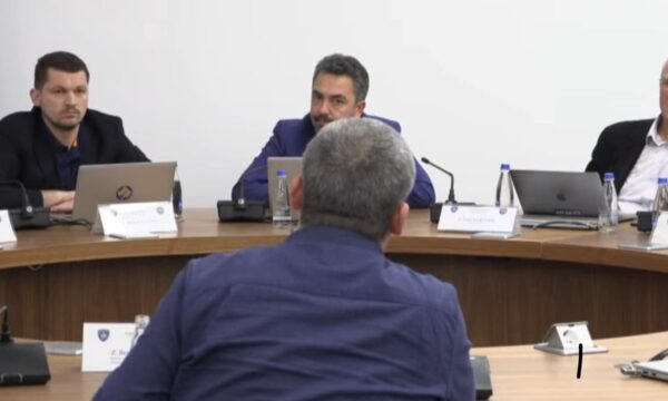 KQZ refuzon rivlerësimin e votave me postë që u shpallën të pavlefshme