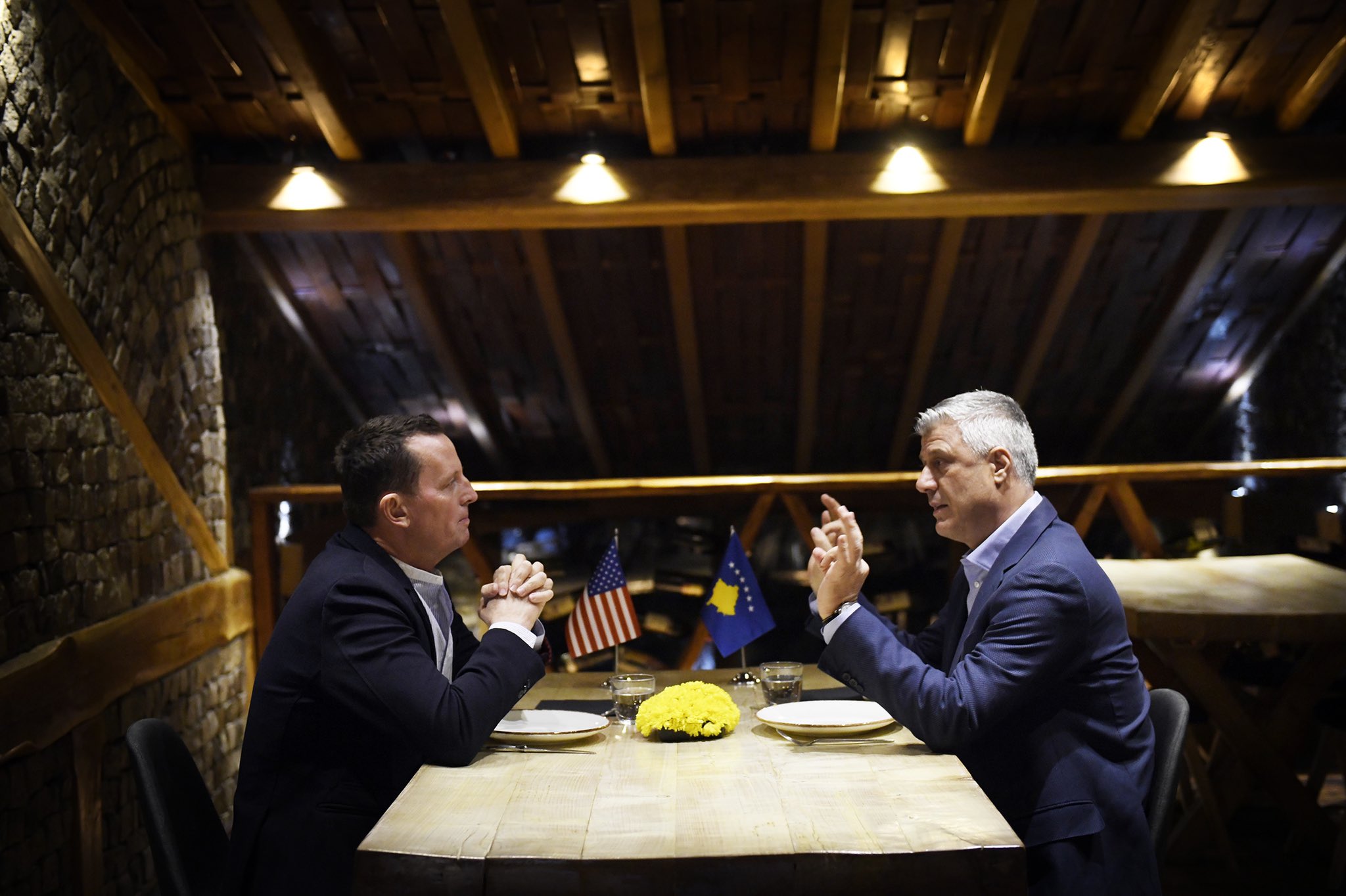 Grenell: Smith ngriti aktakuzën ndaj Thaçit pasi Schwartz ia kishte treguar informacionet që ia dhashë për negociatat Kosovë-Serbi