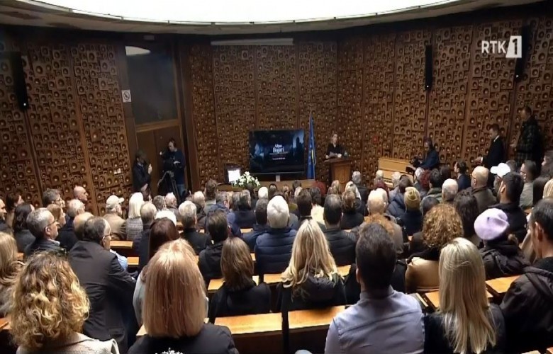 Kujtohet ‘fotoreporteri i së vërtetës’, Alban Bujari