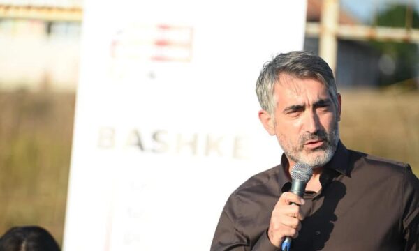 Berat Lahu njofton për largimin nga VV, ripërsërit akuzat ndaj Gëzim Sveçlës për çështjen e pronave në Badoc