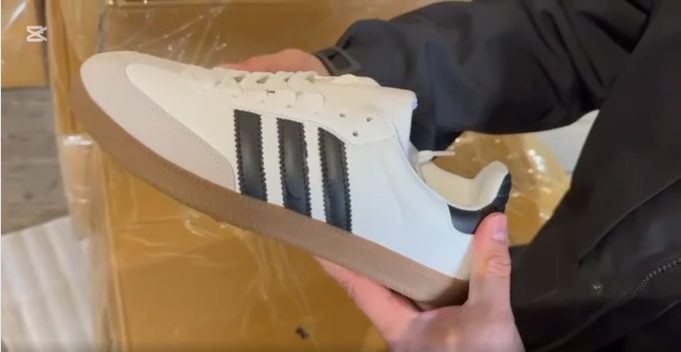 Konfiskohen mbi tre mijë mbathje të falsifikuara “Adidas” (VIDEO)