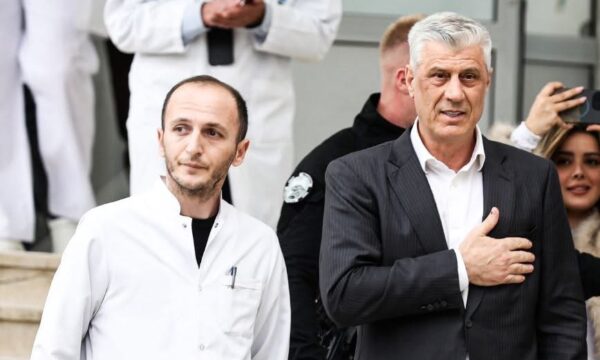Doktori që u kujdes për babanë e Hashim Thaçit, tregon porositë e fundit të tij