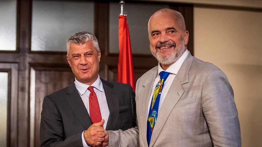 “Burrë”, Edi Rama shpërndan foton e Hashim Thaçit