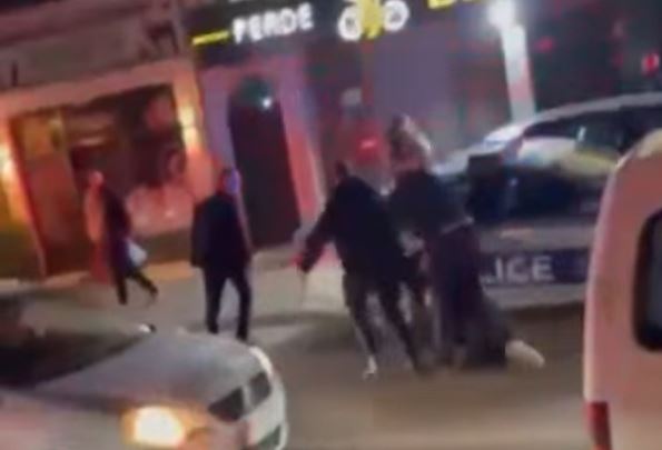 Përleshje mes disa personave te Xhamia e Llapit në Prishtinë