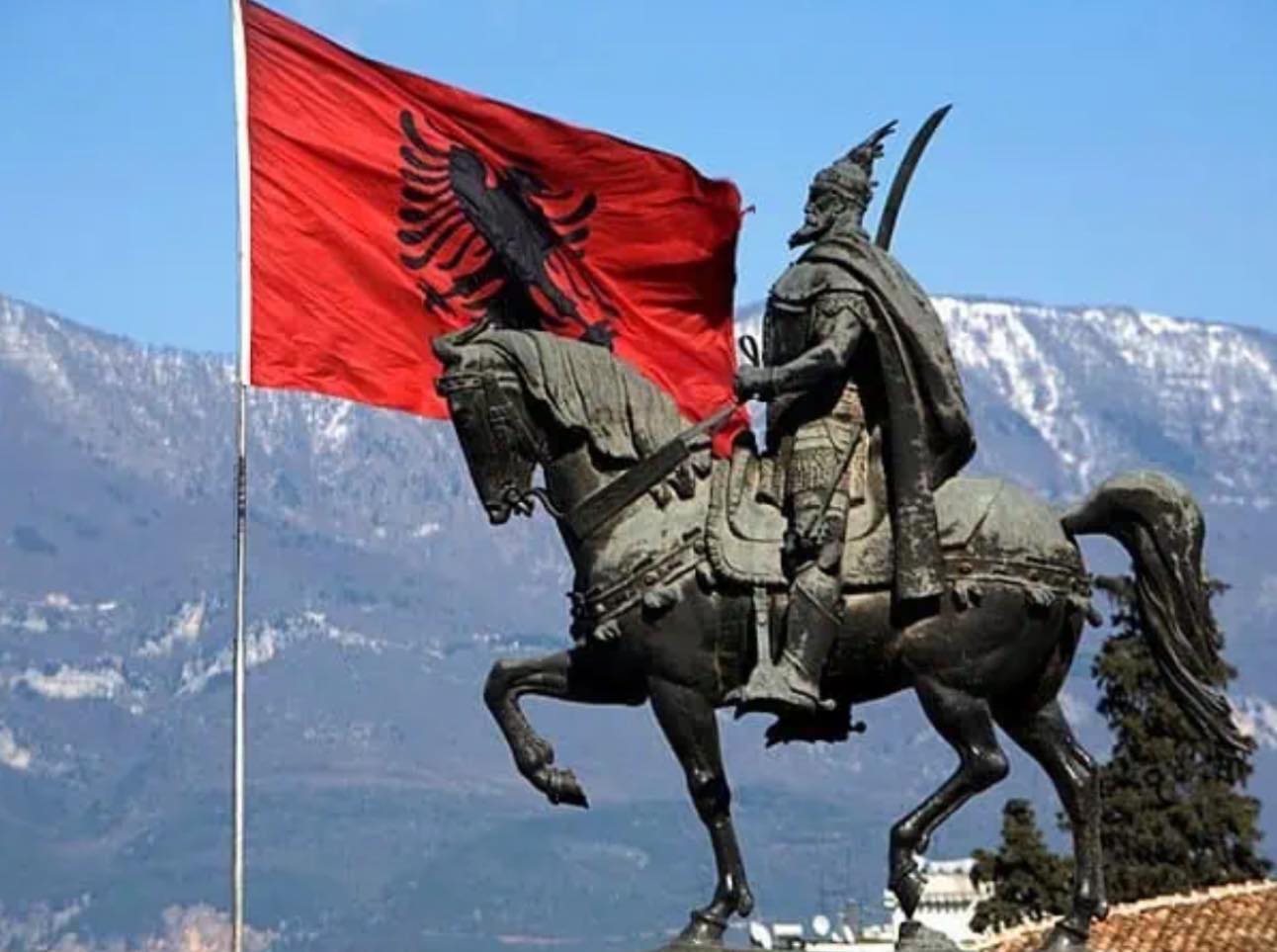 Statuja e Skënderbeut së shpejti vendoset në Paris