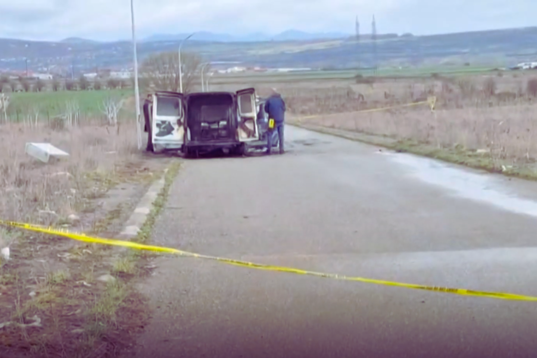Zgjerohet pista e hetimeve – gjendet vetura tjetër e grabitësve në Veternik, kishte municion në të