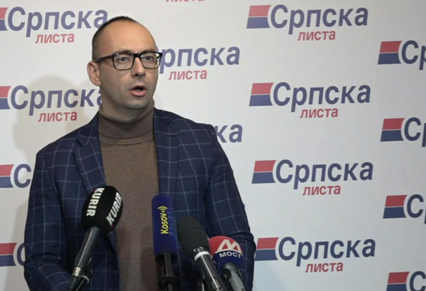 Simiq e akuzon se e fitoi mandatin e deputetit me ndihmën e Kurtit, kundërpërgjigjet Rashiq