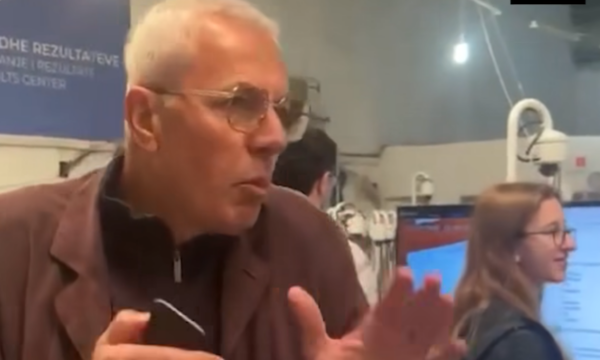 Sami Kurteshi në Qendrën e Numërimit, eskalon e fyen rëndë gazetarët