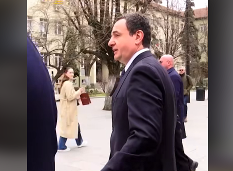Kurti pyetet a ka nisur diskutime për formimin e Qeverisë: Më duhet të shkoj shpejt në zyrë, njëherë rezultatet e certifikimi i tyre