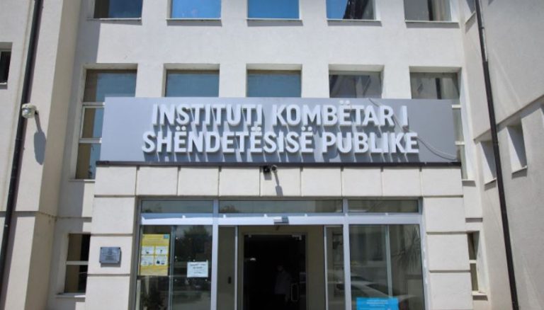 Regjistrohen disa raste me fruth në Kosovë, IKSHPK del me një thirrje