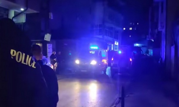 Del fotoja e të dyshuarit i cili është në arrati ende për vrasjen në Prishtinë