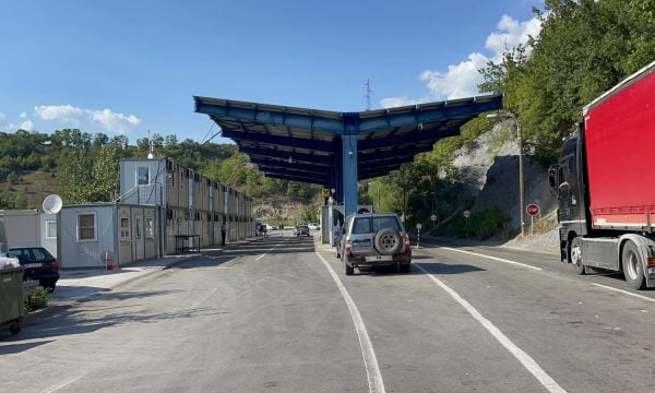 Arrestohet në Jarinjë shtetasi nga Kosova që kotrabandonte emigrantë nga Nepali