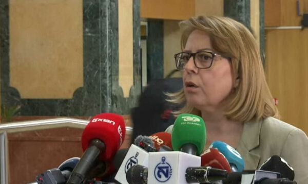 Bajrami thotë se LDK s’është e gatshme për marrëveshje politike, paralajmëron kallëzim penal ndaj qeveritarëve